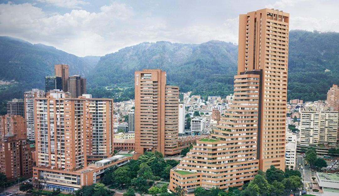 شقة Amoblado Bogota, Wifi, Agua Caliente المظهر الخارجي الصورة