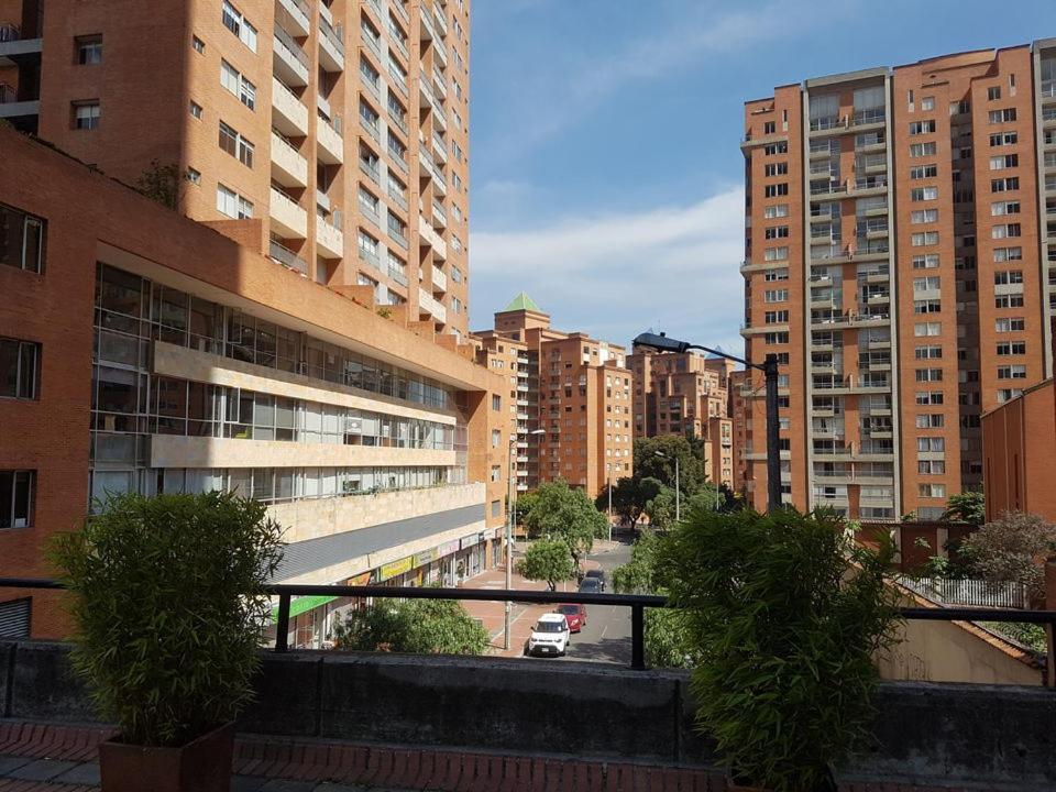 شقة Amoblado Bogota, Wifi, Agua Caliente المظهر الخارجي الصورة