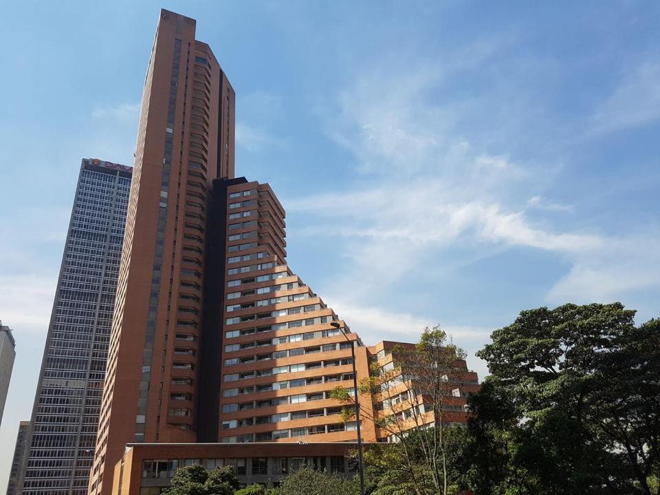 شقة Amoblado Bogota, Wifi, Agua Caliente المظهر الخارجي الصورة
