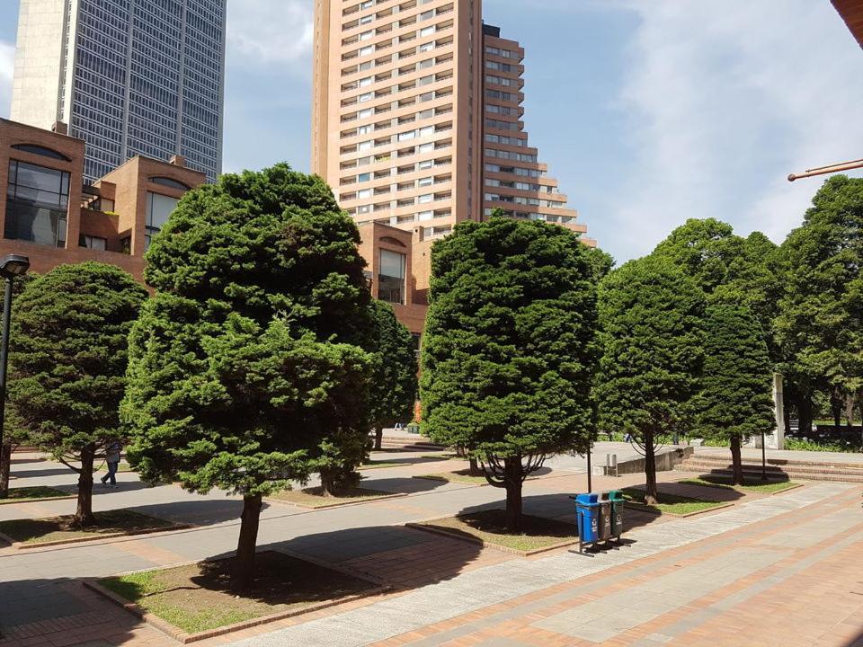 شقة Amoblado Bogota, Wifi, Agua Caliente المظهر الخارجي الصورة