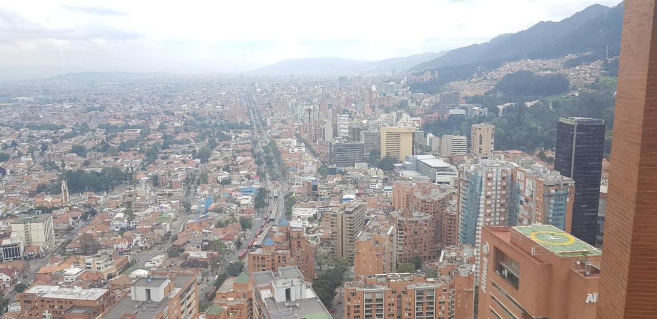شقة Amoblado Bogota, Wifi, Agua Caliente المظهر الخارجي الصورة